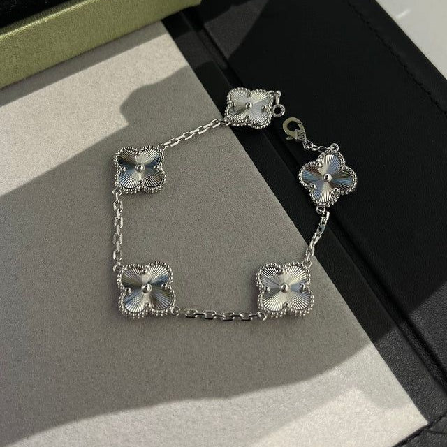 CLOVER | Armband Zilver