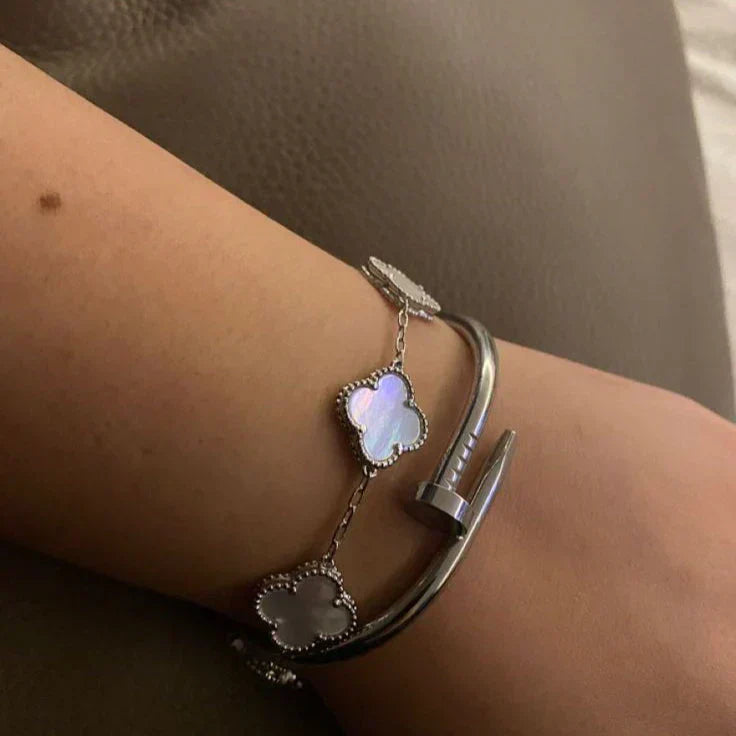 CLOVER | Armband Wit